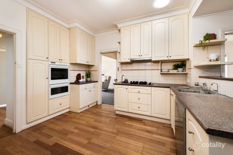 Property photo of 3 Barnard Grove Kew VIC 3101