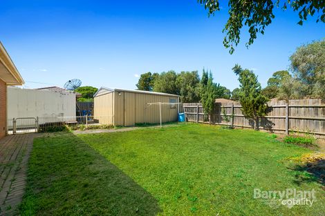 Property photo of 35 Cabernet Crescent Bundoora VIC 3083