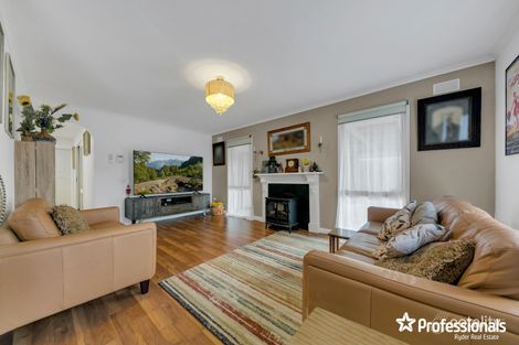 Property photo of 27 Leggatt Street Melton South VIC 3338