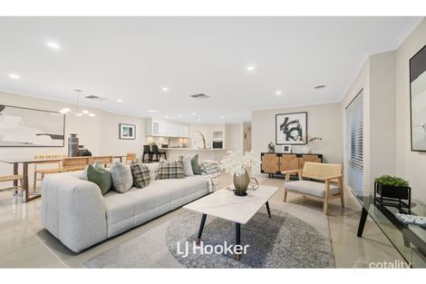 Property photo of 27 Beethoven Drive Narre Warren South VIC 3805