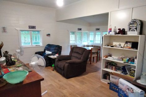 Property photo of 8 Brewer Street Burnett Heads QLD 4670