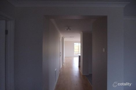Property photo of 31 Yellowbox Drive Point Cook VIC 3030