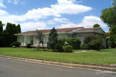 2 Grove St, Guildford, NSW 2161