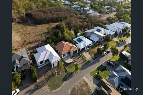 Property photo of 22 Jindalee Crescent Douglas QLD 4814