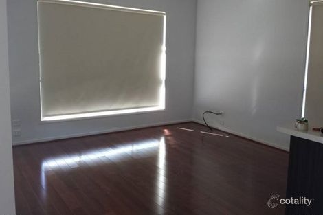 Property photo of 14 Biltmore Crescent Roxburgh Park VIC 3064