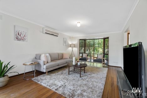 Property photo of 3 Penfold Place Albanvale VIC 3021