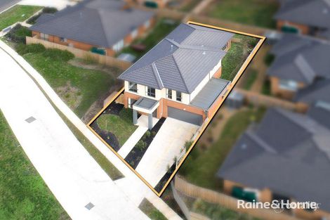 Property photo of 1/92 Fersfield Road Gisborne VIC 3437