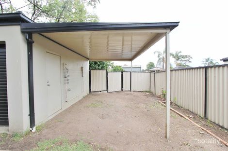 8 Centenary Rd, Merrylands, NSW 2160