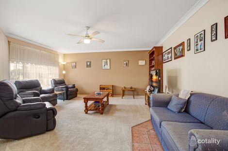 Property photo of 21 Jacaranda Close Aberglasslyn NSW 2320