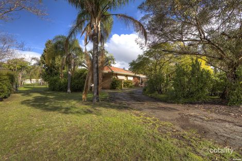 Property photo of 4 Stirling Crescent Hazelmere WA 6055