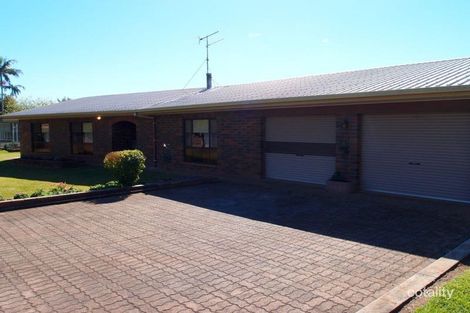 35 Flaxton Dr, Mapleton, QLD 4560