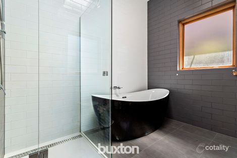 Property photo of 212 Kooyong Road Caulfield North VIC 3161