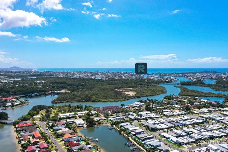 Property photo of 31 Petrel Crescent Mountain Creek QLD 4557