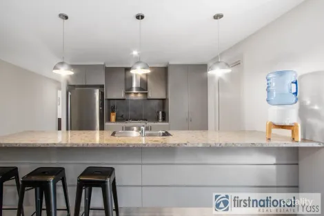 Property photo of 9 Colls Close Yass NSW 2582