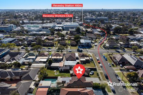 Property photo of 4 Lesley Avenue Revesby NSW 2212