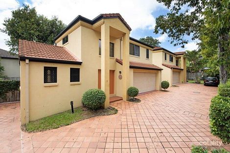 2/118 Pohlman St, Southport, QLD 4215