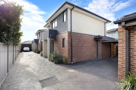 Property photo of 2/30 Westgate Street Pascoe Vale South VIC 3044