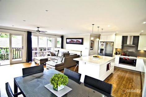 13 Greenslope Dr, Green Point, NSW 2251