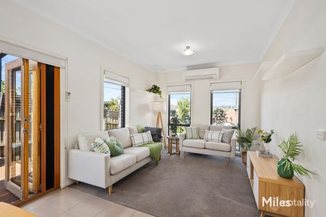 Property photo of 1/25 Falcon Road Macleod VIC 3085