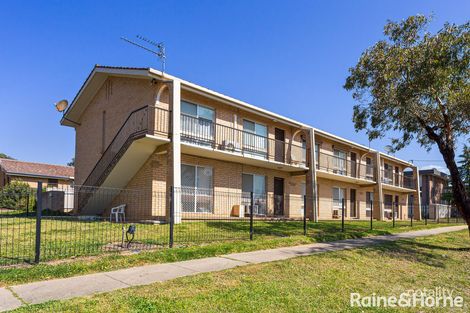 4/4 Nordlingen Dr, Tolland, NSW 2650