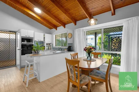Property photo of 14 Tuna Way Tin Can Bay QLD 4580
