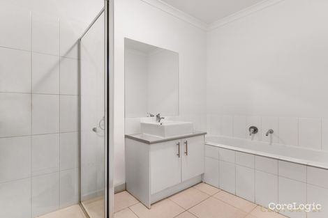 Property photo of 93 Havana Parade Pakenham VIC 3810