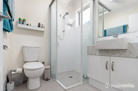 Property photo of 8 Schooner Pass Glenfield WA 6532