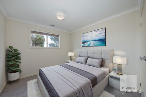 Property photo of 11 Glastonbury Drive Sunbury VIC 3429