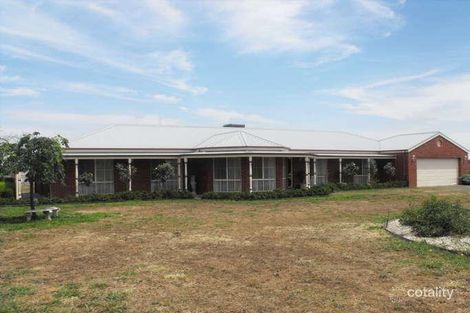 Property photo of 10 James Lillis Drive Yarrawonga VIC 3730