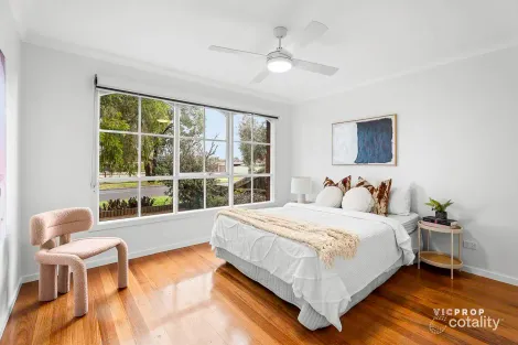 Property photo of 44 Gillespie Road St Albans VIC 3021