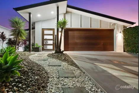 5 Barwon Cres, Sippy Downs, QLD 4556