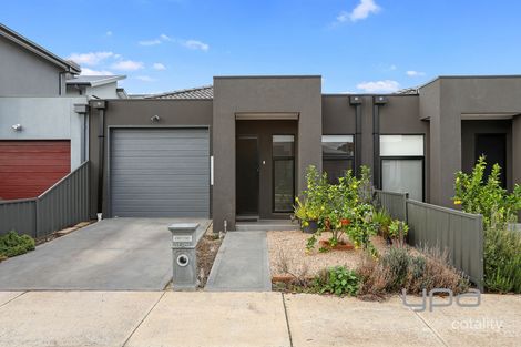 Property photo of 1/52 Springleaf Road Tarneit VIC 3029