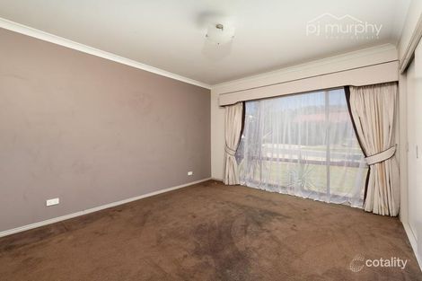 Property photo of 9 Hamilton Place West Wodonga VIC 3690