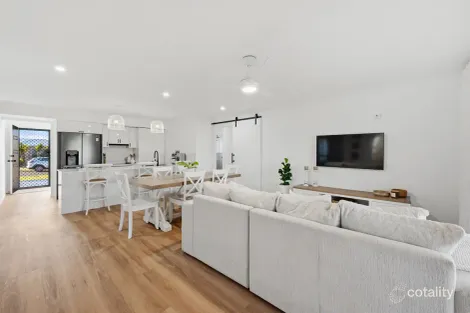 Property photo of 11 Chantilly Street Bargara QLD 4670