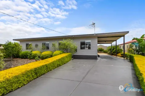 47-49 Carroll St, Loch Sport, VIC 3851