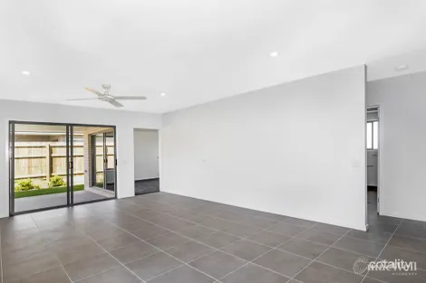 Property photo of 128 Grahams Road Strathpine QLD 4500