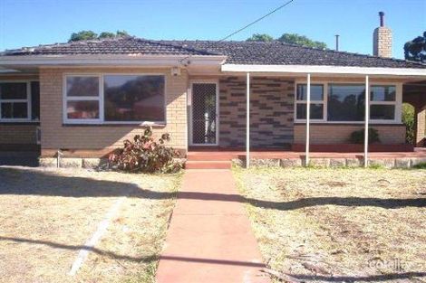 Property photo of 5 Lee Way Thornlie WA 6108