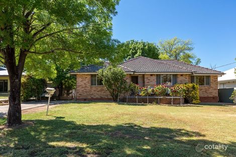 Property photo of 7 Kennedy Avenue Kooringal NSW 2650