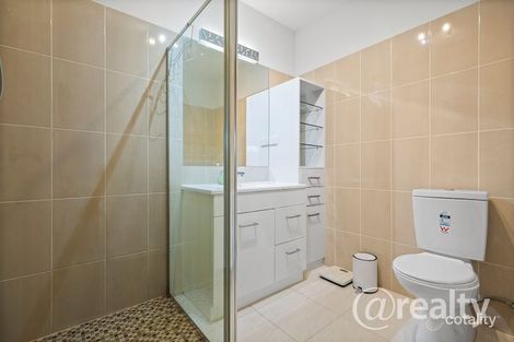 Property photo of 2/65 Pound Road Hampton Park VIC 3976