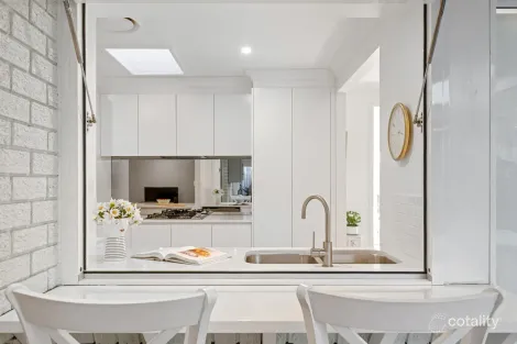 Property photo of 17 Bangalow Avenue Mona Vale NSW 2103
