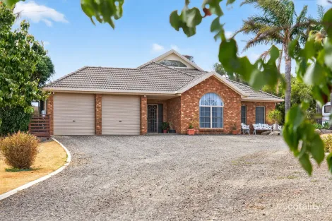 12 Swains Crossing Rd, Victor Harbor, SA 5211