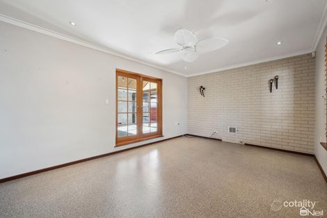 Property photo of 6 Willowmead Way Kelmscott WA 6111