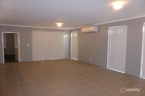 Property photo of 8 Ellinwood Loop Meadow Springs WA 6210