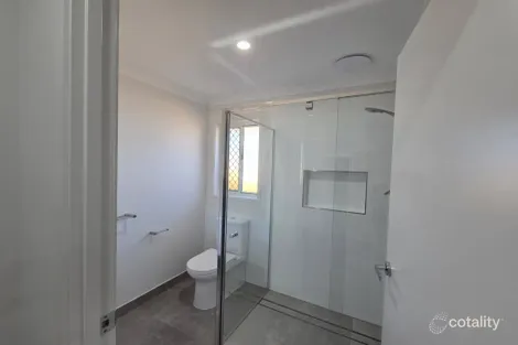 Property photo of 4 Esperance Avenue Blacks Beach QLD 4740