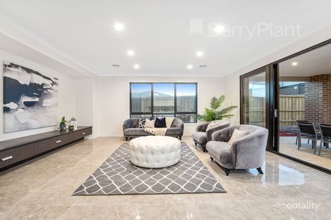 Property photo of 40 Harcrest Boulevard Wantirna South VIC 3152