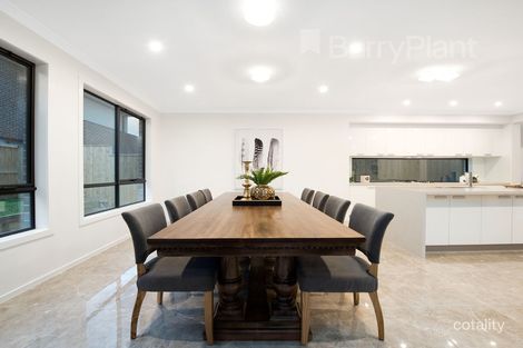 Property photo of 40 Harcrest Boulevard Wantirna South VIC 3152