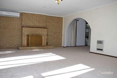 Property photo of 11 Fisken Crescent Kambah ACT 2902