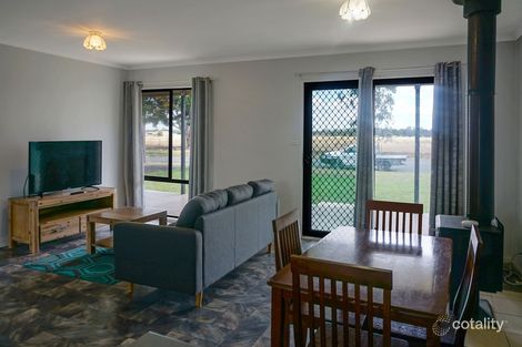 Property photo of 103 Cassin Street Wyalong NSW 2671