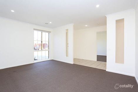 Property photo of 5 Hawker Avenue Roxburgh Park VIC 3064
