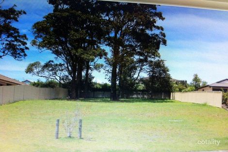 Property photo of 10 Grenadines Way Bonny Hills NSW 2445